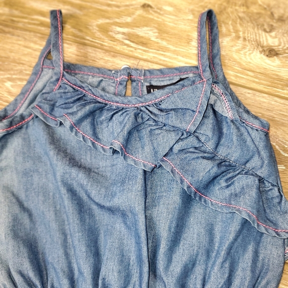 Limited Too denim shorts/romper with spaghetti straps and ruffle Sz 3T - Picture 3 of 7